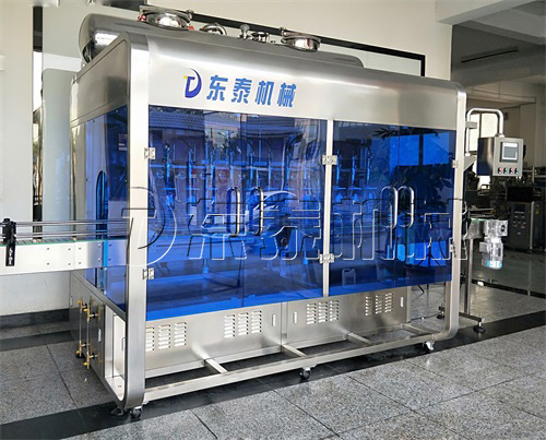 全自動食用油灌裝機日常維護別放松，東泰替你把關(guān)